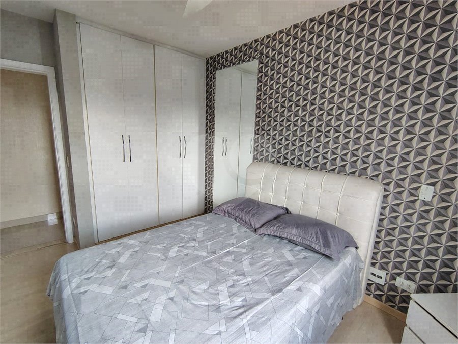 Apartamento à venda com 4 quartos, sendo 3 suítes,  em Jardim Londrina, São Paulo, SP