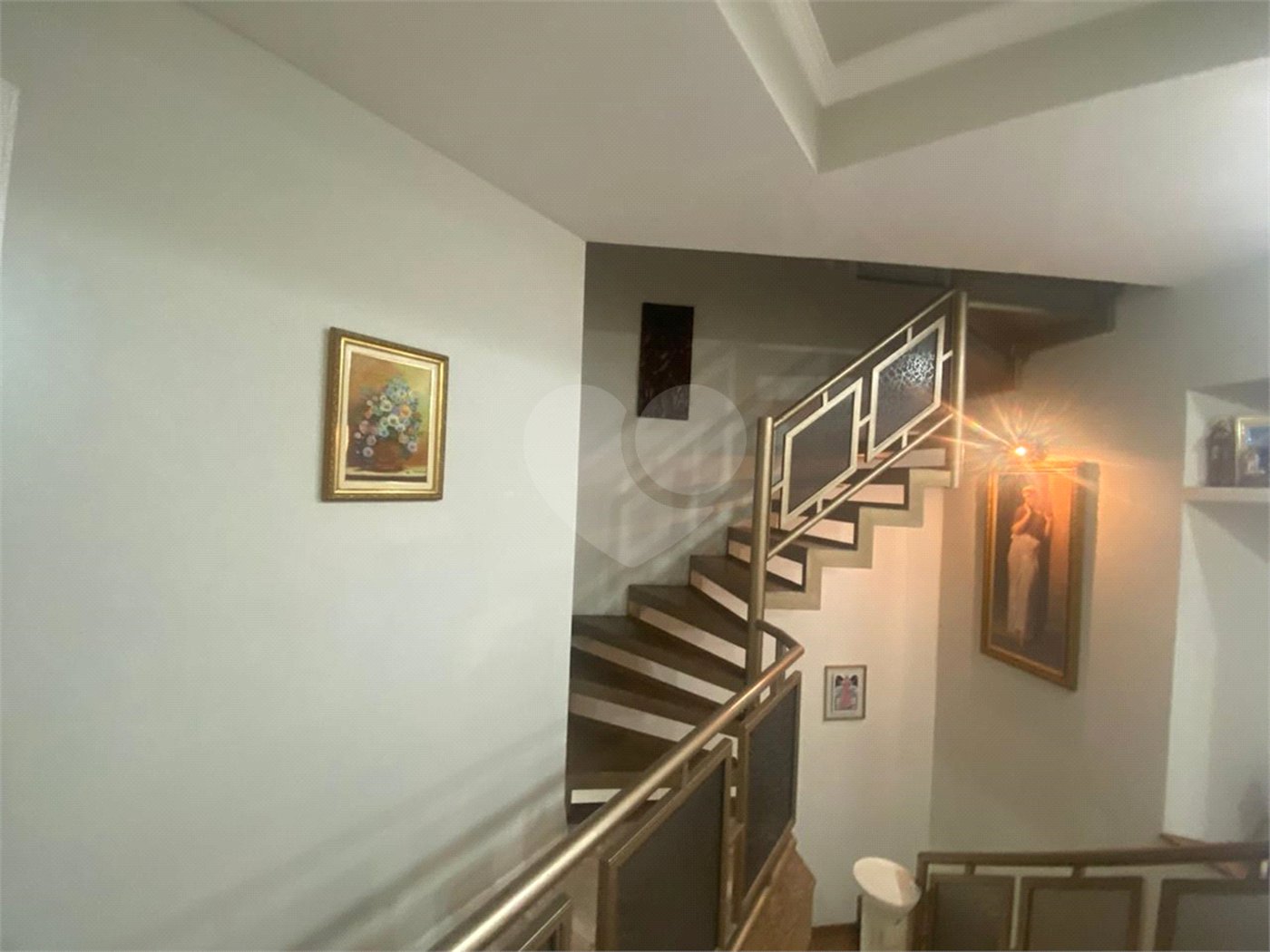 Casa à venda com 3 suítes em Vila Carrão, São Paulo, SP