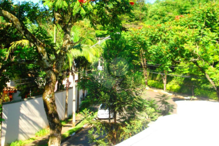 Sobrado à venda com 6 suítes em Jardim Cordeiro, São Paulo, SP