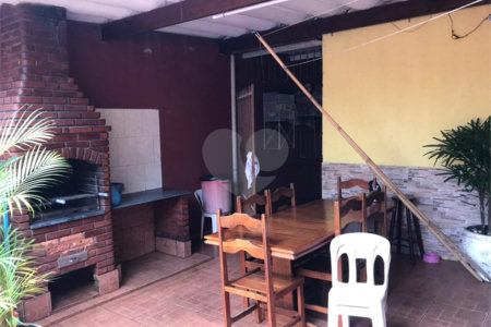 Casa à venda com 3 quartos, sendo 1 suíte, em Cidade Kemel, Poá, SP