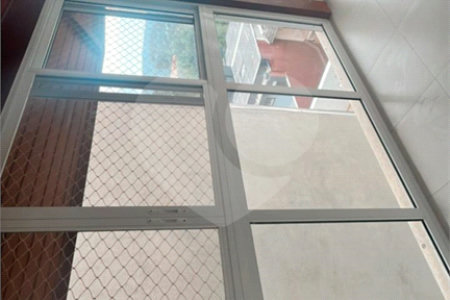 Sobrado à venda com 3 quartos, sendo 1 suíte, em Cidade Parquelandia, Mogi das Cruzes, SP