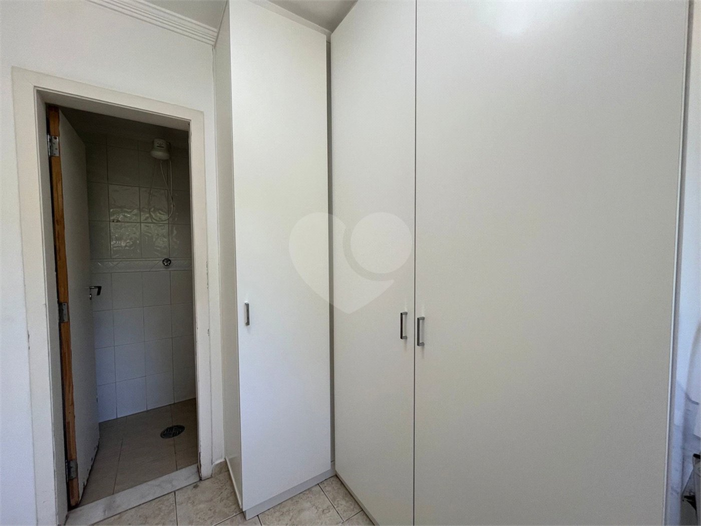 Apartamento à venda com 3 quartos, sendo 1 suíte, em Tremembé, São Paulo, SP