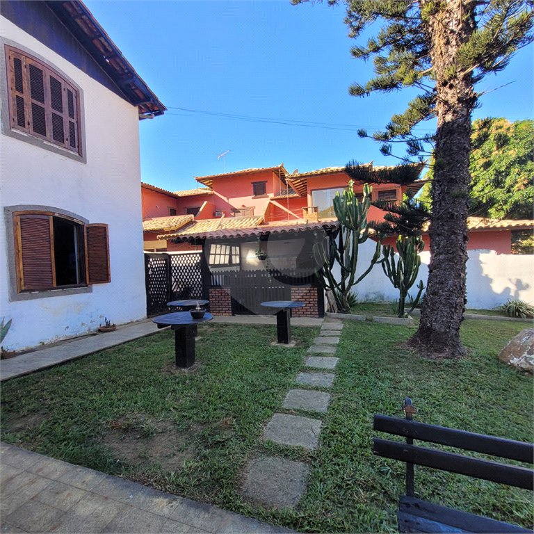 Casa à venda com 4 quartos, sendo 2 suítes, em Ferradura, Armação dos Búzios, RJ