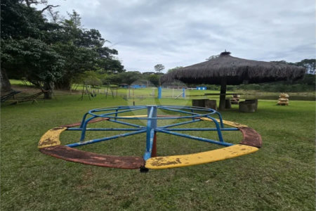 Sítio à venda com 5 quartos, sendo 2 suítes,  em Marmeleiro, São Roque, SP