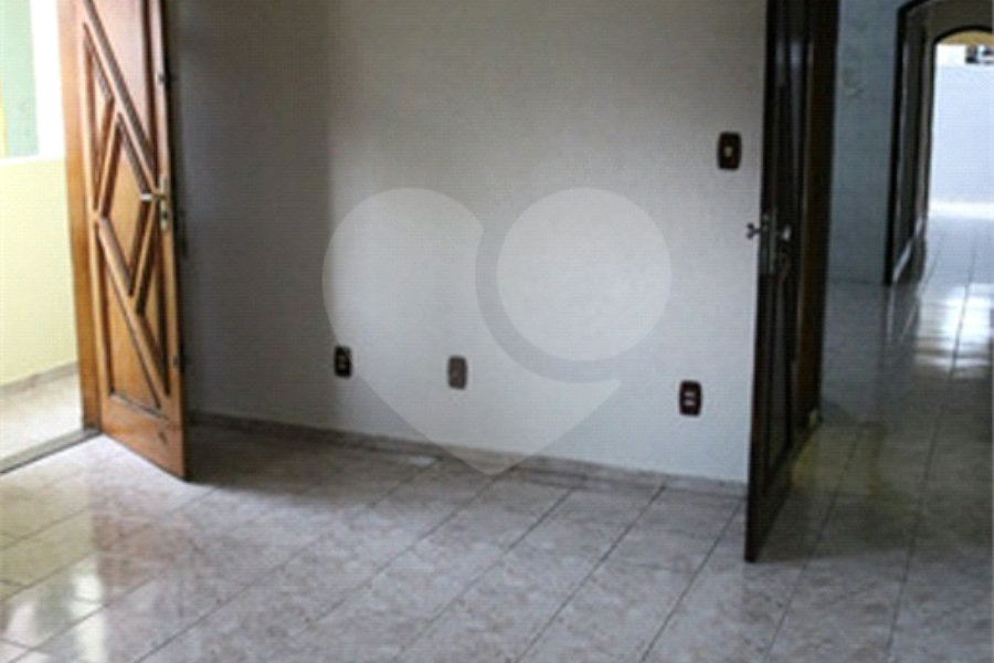 Casa à venda com 2 quartos, sendo 1 suíte, no condomínio Caopiá, São Paulo - SP