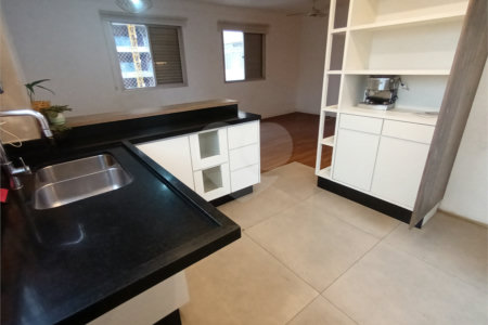 Cobertura à venda com 3 quartos, sendo 1 suíte,  em Vila Romana, São Paulo, SP