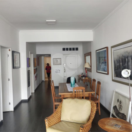 Apartamento à venda com 3 quartos, sendo 2 suítes, em Jardim Paulista, São Paulo, SP