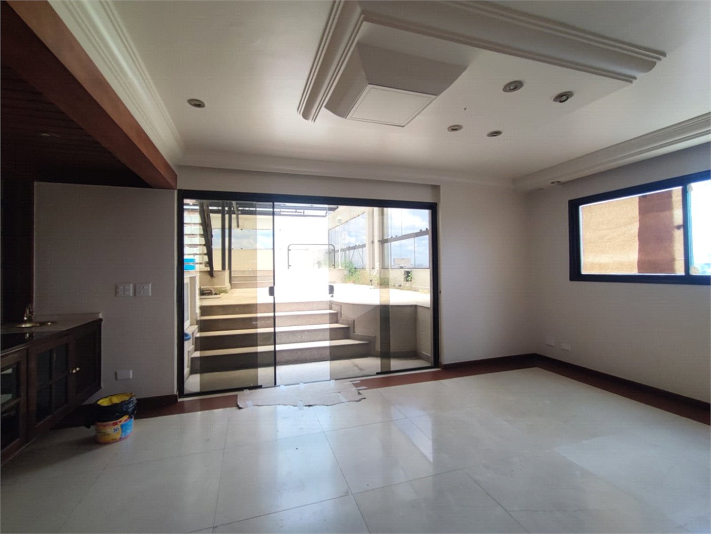 Apartamento à venda com 4 suítes em Moema, São Paulo, SP
