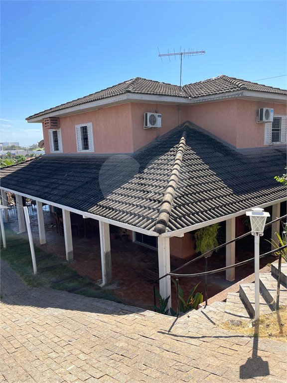 Casa à venda ou para alugar com 4 suítes em Jardim Cuiabá, Cuiabá, MT