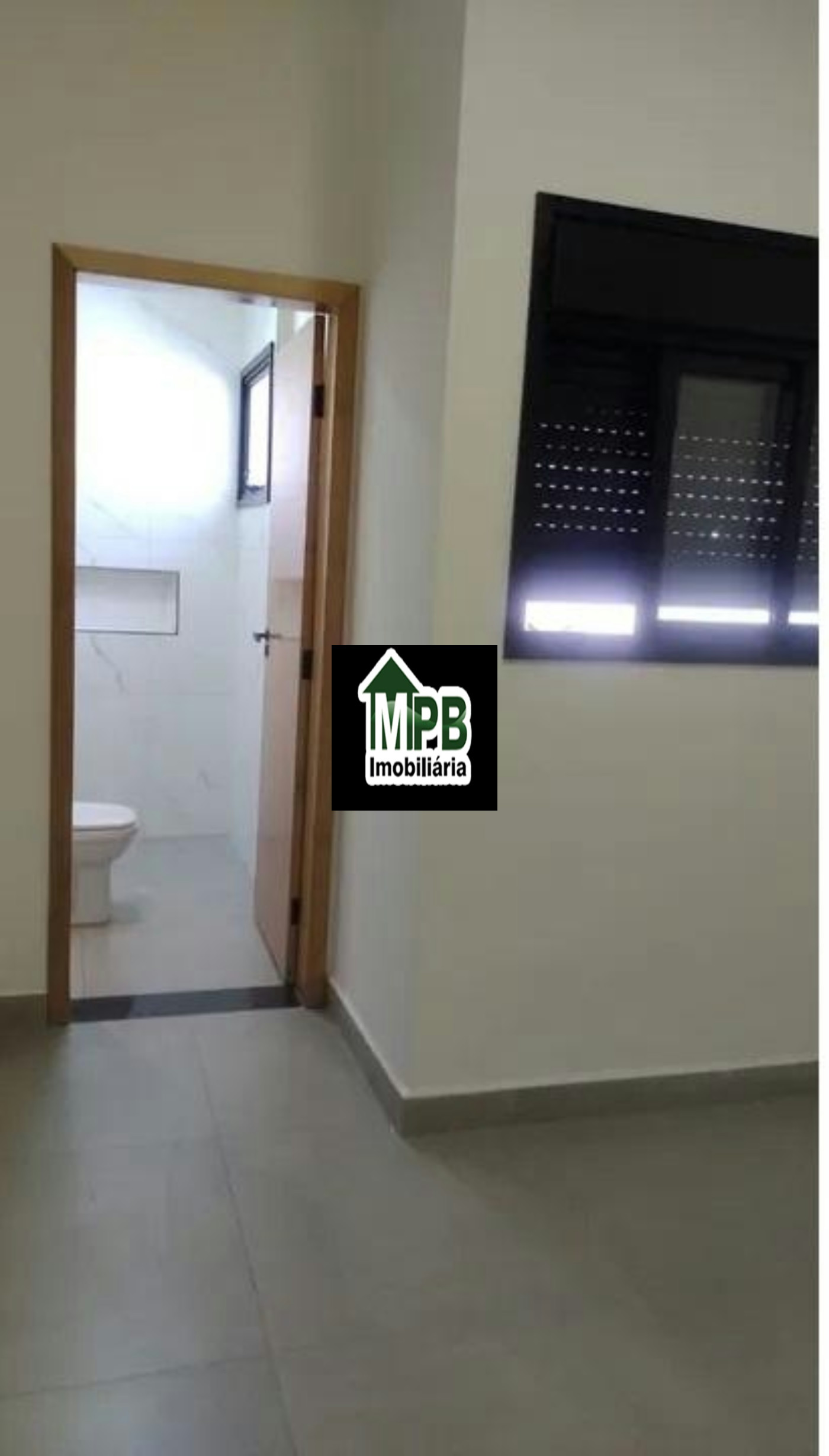 Casa à venda com 3 suítes no condomínio Terras de São Francisco, Sorocaba - SP