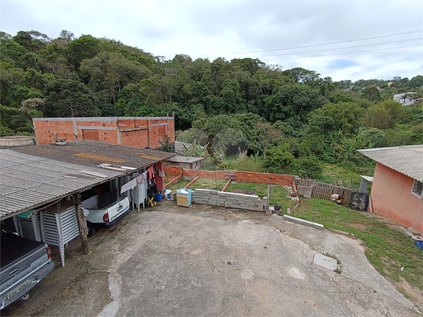 Casa à venda com 3 quartos, sendo 1 suíte, em Jardim Caparelli (mailasqui), São Roque, SP