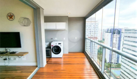 Apartamento à venda com 2 quartos, sendo 1 suíte, em Santo Amaro, São Paulo, SP