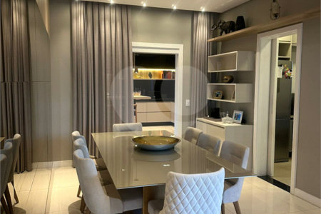 Casa à venda com 4 quartos, sendo 2 suítes, no condomínio Residencial Parque Esplanada, Votorantim - SP