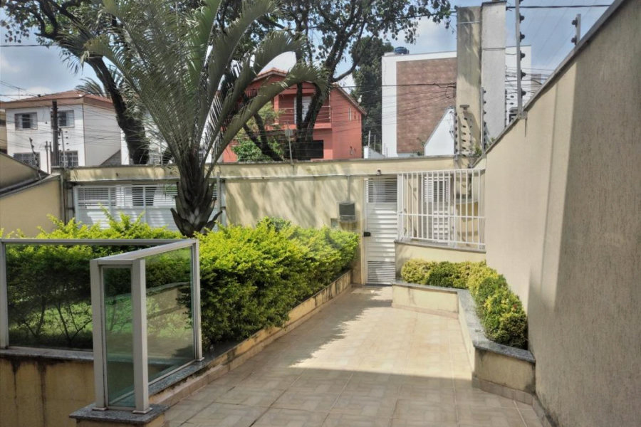 Casa à venda com 4 quartos, sendo 2 suítes,  no condomínio Miro Carvalho - Pitinga, São Paulo - SP