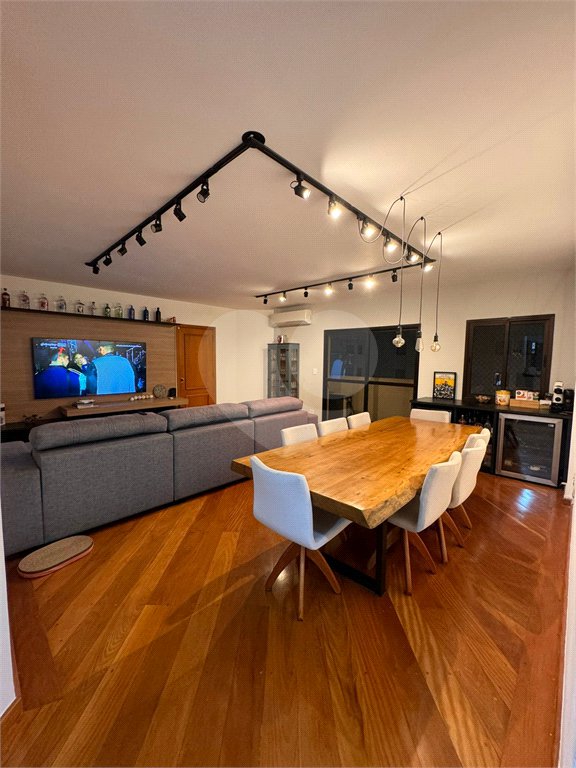 Apartamento à venda com 3 suítes em Vila Guilherme, São Paulo, SP