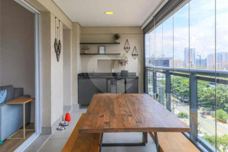 Apartamento à venda com 2 quartos, sendo 1 suíte,  em Chácara Santo Antônio, São Paulo, SP