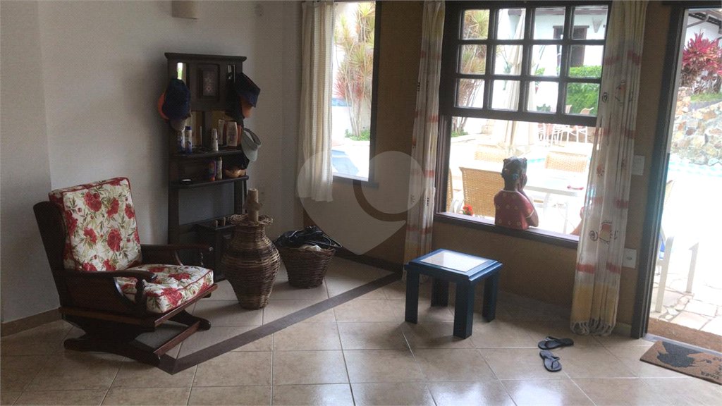 Casa à venda com 6 quartos, sendo 2 suítes, em Geribá, Armação dos Búzios, RJ