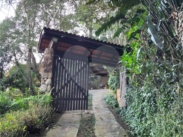 Casa à venda com 3 quartos, sendo 1 suíte,  em Serra da Cantareira, Mairiporã, SP
