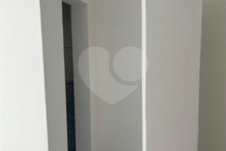 Sala para alugar em Vila Romanópolis, Ferraz de Vasconcelos, SP
