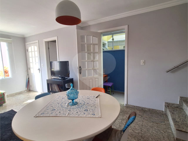 Casa à venda com 3 quartos, sendo 1 suíte,  no condomínio Smallville, São Paulo - SP
