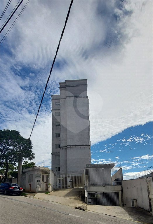 Apartamento à venda com 2 quartos, sendo 1 suíte, em Vila Lucy, Sorocaba, SP