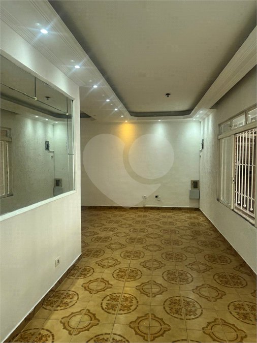 Sobrado à venda com 5 quartos em Bela Vista, Osasco, SP