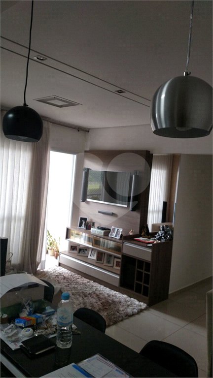 Apartamento à venda com 3 quartos, sendo 1 suíte,  em Santa Claudina, Vinhedo, SP