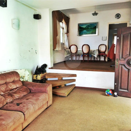 Casa à venda com 2 quartos, sendo 1 suíte, em Vila Comercial, São Paulo, SP
