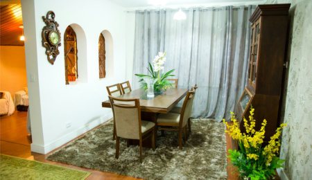 Casa Térrea à venda com 4 quartos, sendo 1 suíte,  em Super Quadra Morumbi, São Paulo, SP