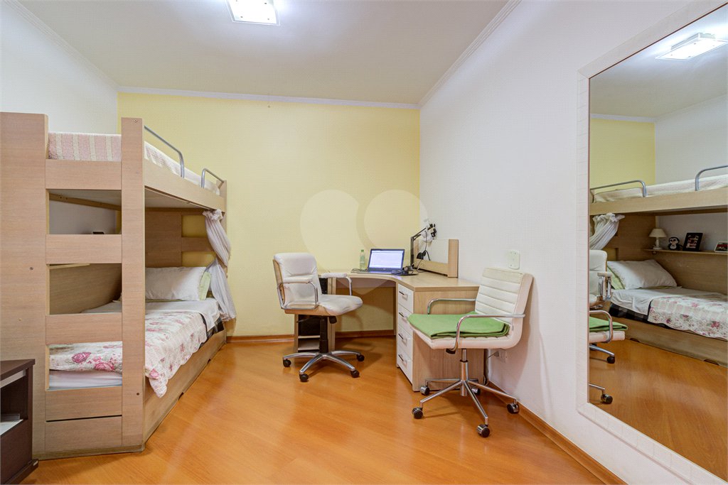Casa à venda com 3 quartos, sendo 1 suíte, em Santo Amaro, São Paulo, SP