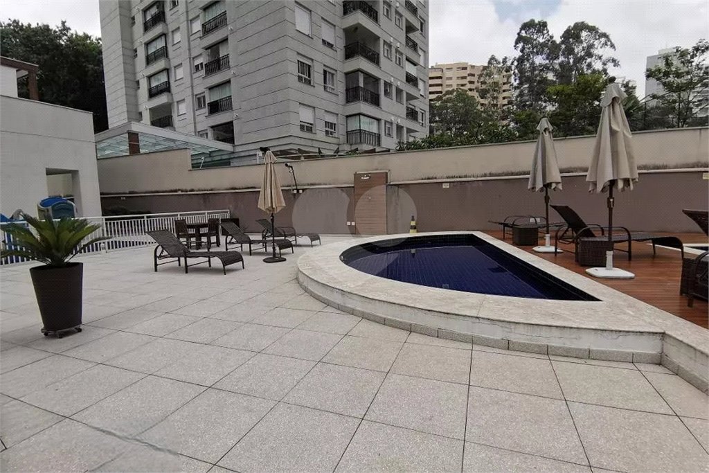 Apartamento à venda com 3 quartos, sendo 1 suíte, em Vila Suzana, São Paulo, SP