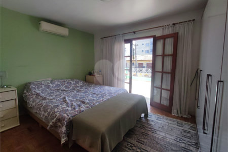 Sobrado à venda com 3 quartos em Campo Grande, São Paulo, SP