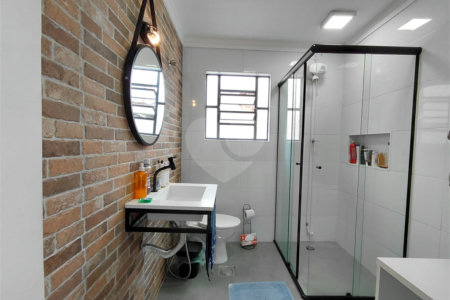 Sobrado à venda com 3 quartos, sendo 1 suíte, em Vila Romana, São Paulo, SP