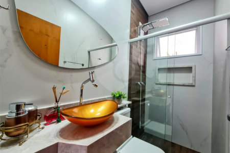 Casa à venda com 3 quartos, sendo 1 suíte, no condomínio Horto Florestal Iii, Sorocaba - SP