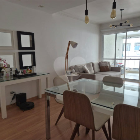 Apartamento à venda com 2 quartos, sendo 1 suíte, em Pinheiros, São Paulo, SP