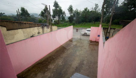 Casa à venda com 2 quartos em Reneville, Mairinque, SP