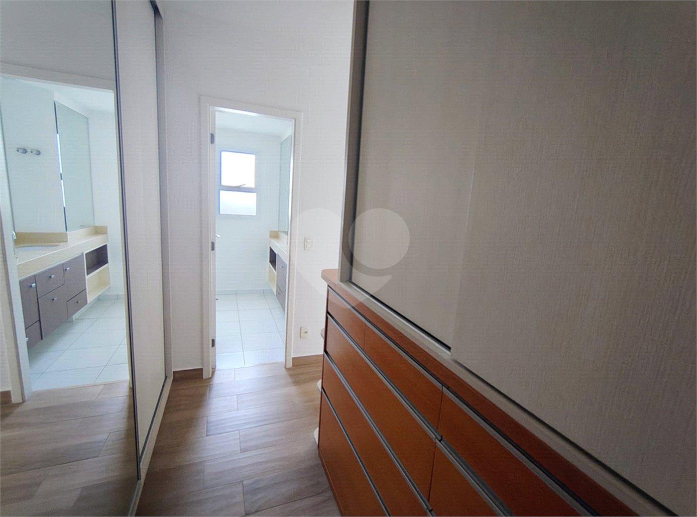 Apartamento à venda com 3 suítes em Anhangabaú, Jundiaí, SP
