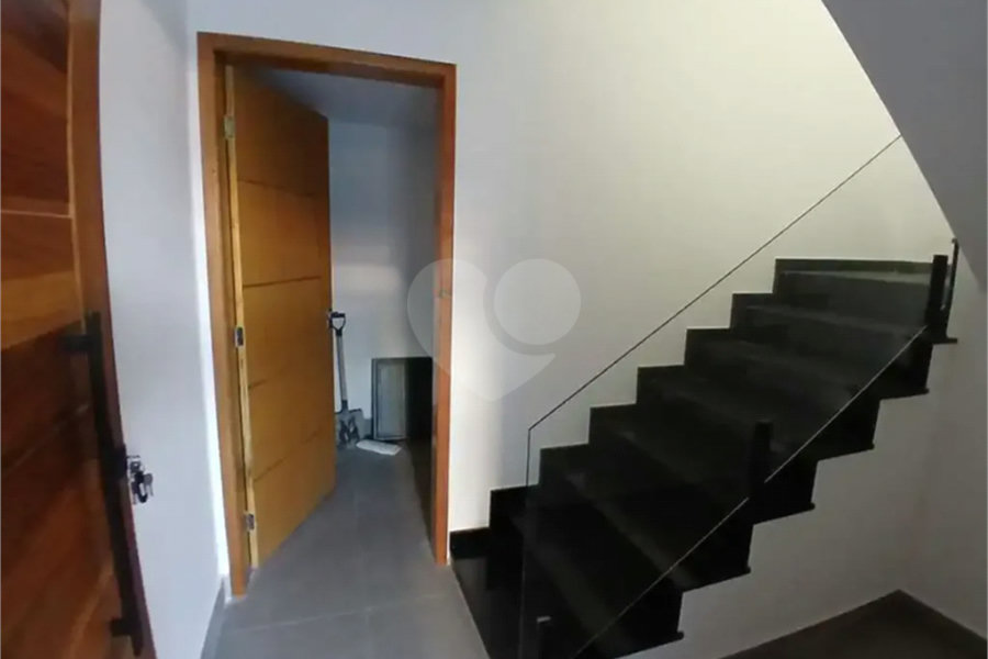 Sobrado à venda com 3 quartos, sendo 1 suíte, em Vila Bonilha, São Paulo, SP