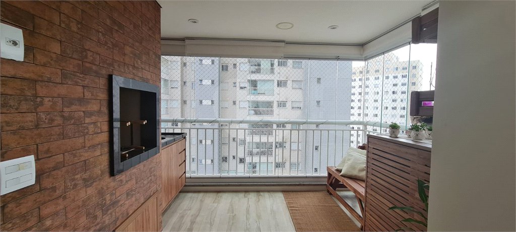 Apartamento à venda com 2 quartos, sendo 1 suíte,  em Barra Funda, São Paulo, SP