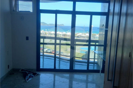 Apartamento à venda com 4 quartos, sendo 2 suítes, em Vila Nova, Cabo Frio, RJ