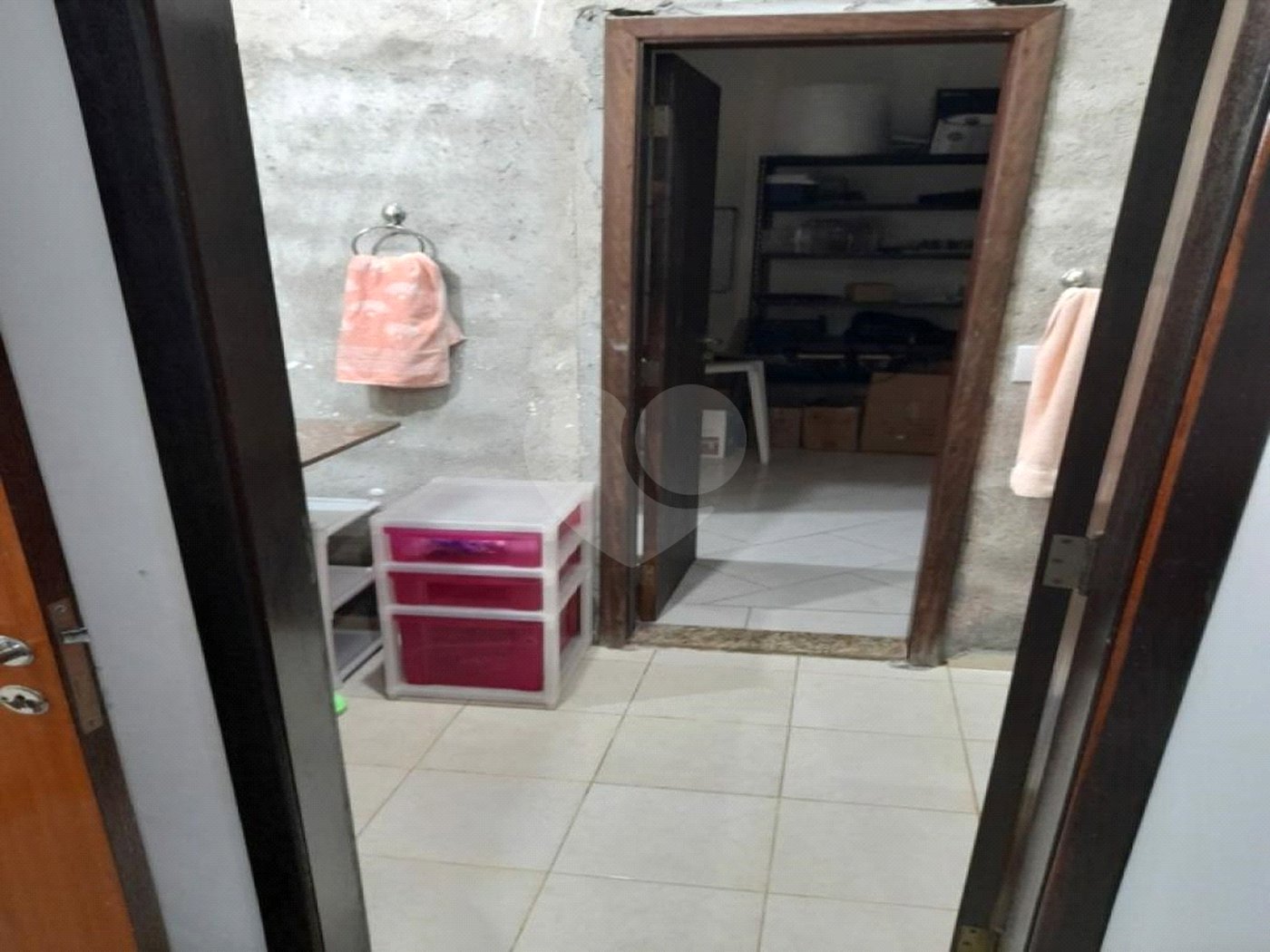 Casa à venda com 4 quartos, sendo 1 suíte, em City Bussocaba, Osasco, SP
