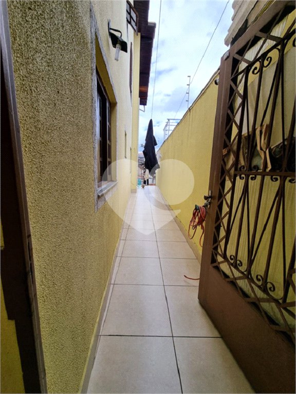 Sobrado à venda com 4 quartos, sendo 2 suítes, em Vila Mazzei, São Paulo, SP