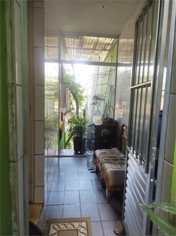 Sobrado à venda com 2 quartos em Parque Santo Antônio, São Paulo, SP