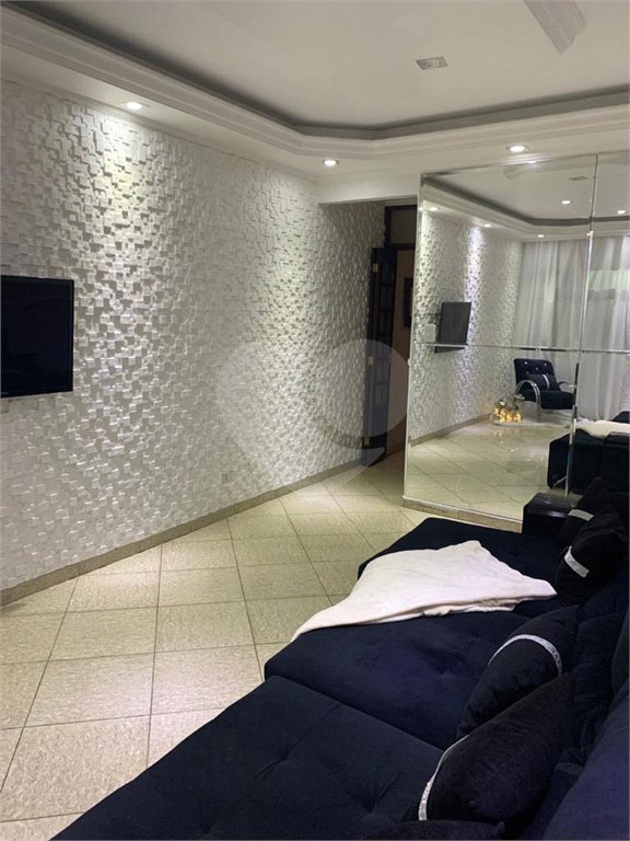Sobrado à venda com 3 quartos, sendo 2 suítes, em Vila Maria, São Paulo, SP