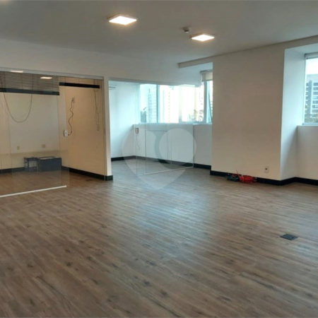 Sala à venda em Jardim Caboré, São Paulo, SP