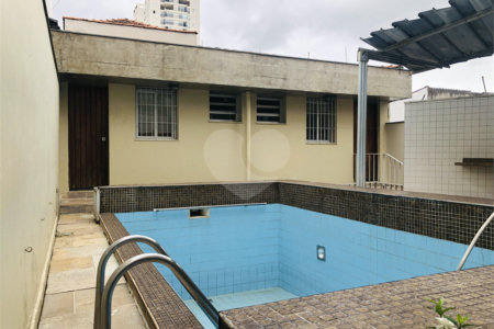 Sobrado à venda com 4 quartos, sendo 1 suíte, em Santana, São Paulo, SP