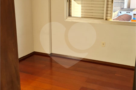 Apartamento à venda com 3 quartos, sendo 1 suíte,  no Centro, Araraquara, SP