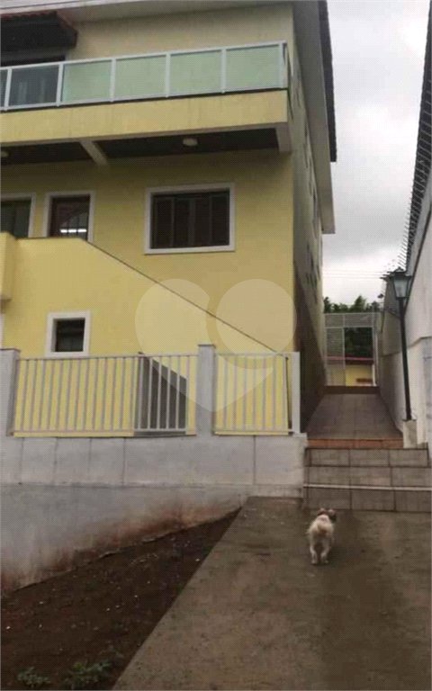 Casa à venda com 4 quartos, sendo 3 suítes,  em Cerâmica, São Caetano do Sul, SP