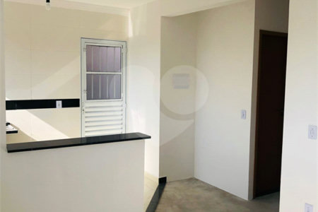 Casa à venda com 2 quartos no condomínio Residencial Turim, Mogi das Cruzes - SP