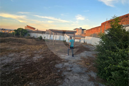 Terreno à venda em Vila Romanópolis, Ferraz de Vasconcelos, SP